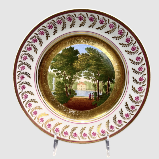 ​Тарелка с изображением дворца Марли в Петегрофе, Россия, ИФЗ, 1814-1820-е гг.
