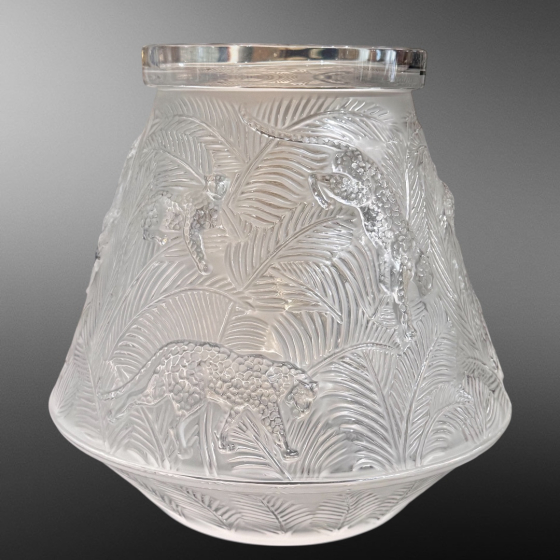 Ваза "Джунгли", Франция, фирма "Lalique", XX век