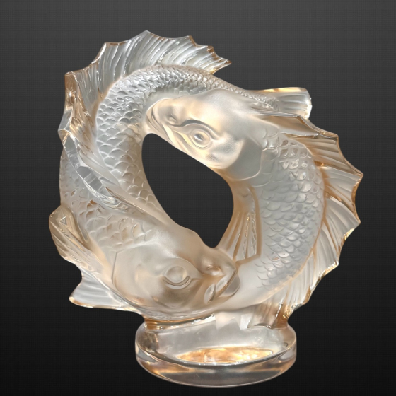 Композиция «Две рыбы», Франция, фирма "Lalique", XX век, М. Лалик Композиция «Две рыбы», Франция, фирма "Lalique", XX век, М. Лалик