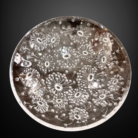 Большое блюдо с цветочным узором одуванчика, Франция, фирма "Lalique", XX век 