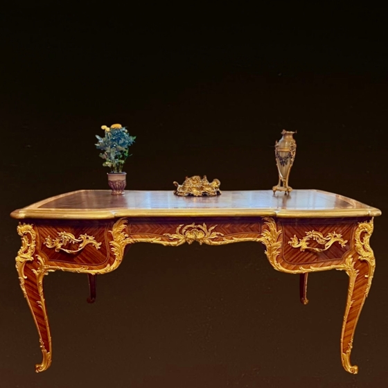 Письменный стол в стиле Людовика XV, Франция, XIX век