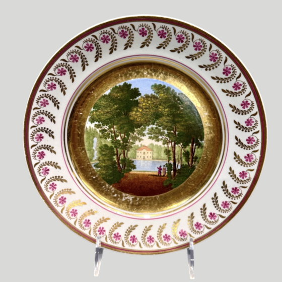 ​Тарелка с изображением дворца Марли в Петегрофе, Россия, ИФЗ, 1814-1820-е гг.