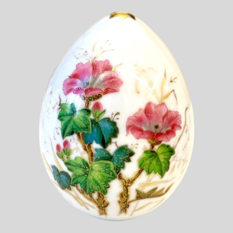 Пасхальное яйцо с цветами мальвы, Россия, ИФЗ, 1880-1890-е гг.