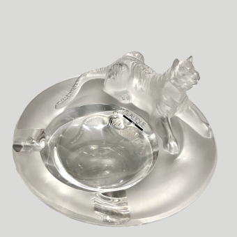 ​Пепельница с тигром, Франция, фирма "Lalique", XXI век