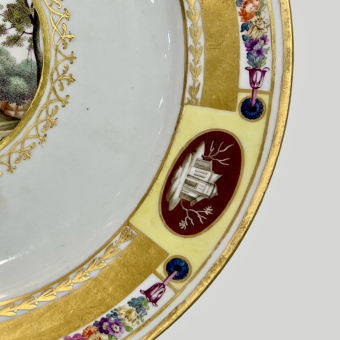 Блюдо из сервиза великой княгини Екатерины Павловны, Россия, ИФЗ, 1801-1802-е гг.