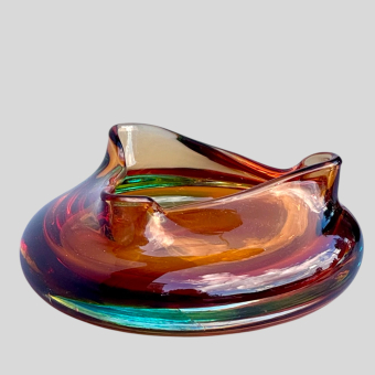Оранжевая треугольная пепельница, ​Чехия, 1960-1970 гг.