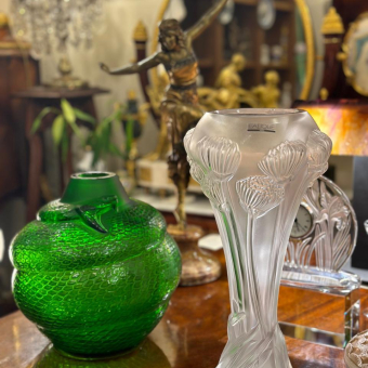 ​Ваза "Бутон розы", Франция, фирма "Лалик", XX век