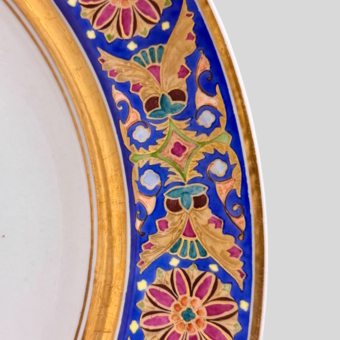​Блюдо из готического сервиза, Россия, ИФЗ, 1825-1855 гг.