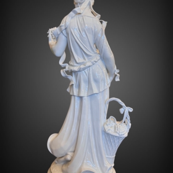 Скульптура «​Деметра», Германия, старейшая Фолькштедтская мануфактура, 1940-е гг., Г. Оппель