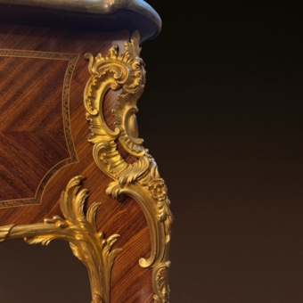 Письменный стол в стиле Людовика XV, Франция, XIX век