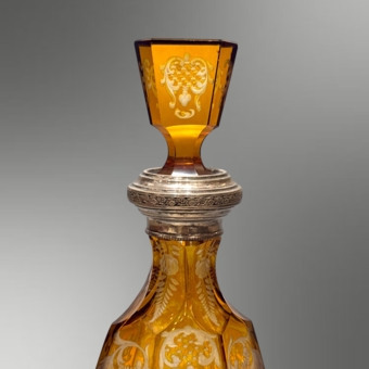 Шестригранный графин янтарного цвета, Западная Европа, XIX век