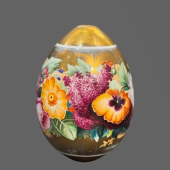 Пасхальное яйцо с цветочной росписью, Россия, ИФЗ, 1840-1855-е гг.