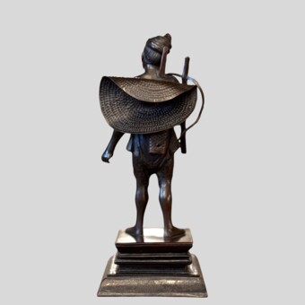 ​Бирманский мужчина с корзиной, Западная Европа, 1910-1920-е гг.