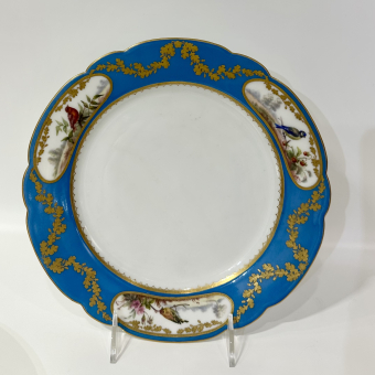 Тарелка из Александринского бирюзового сервиза, Россия, ИФЗ, 1899-1902-е гг.